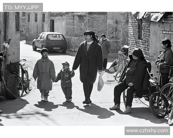 当足球明星化身普通人生活中的点滴故事与感悟